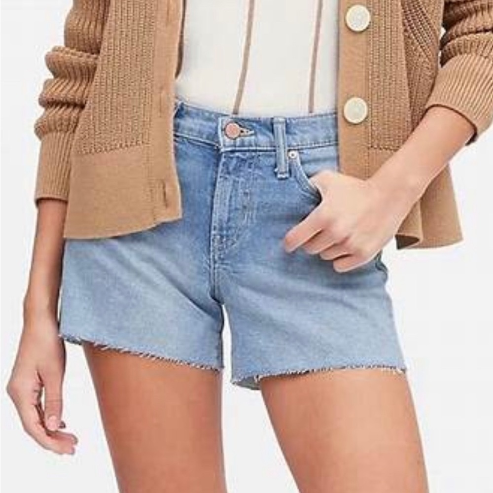 Banana Republic Mid Rise Shorts NWT Size 31